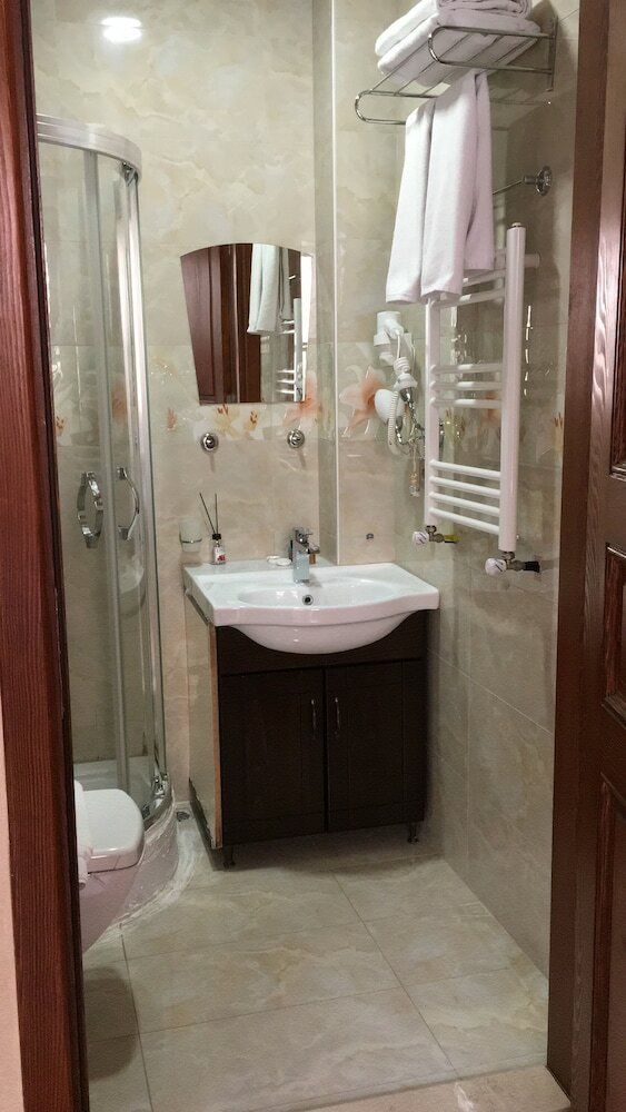 Nuray Hotel