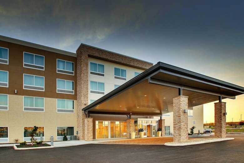 Hotel Holiday Inn Express & Suites Findlay North