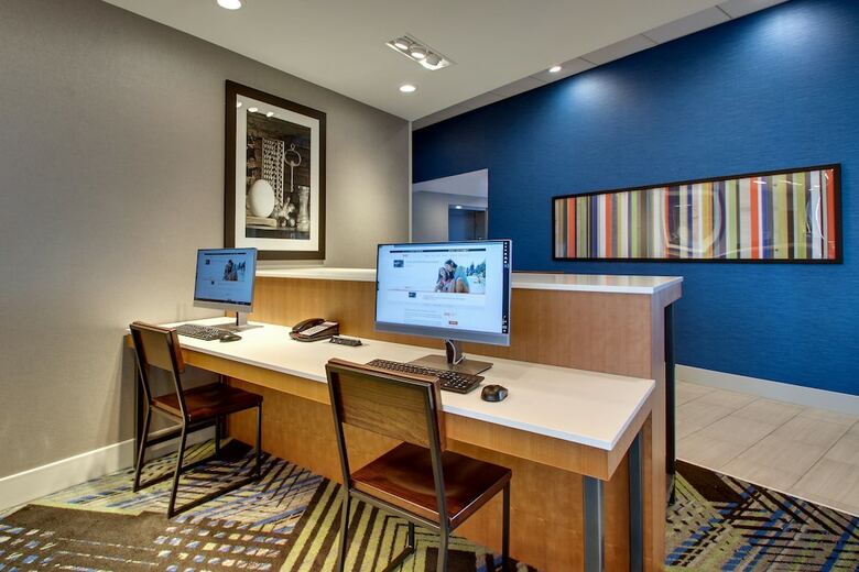 Hotel Holiday Inn Express & Suites Findlay North