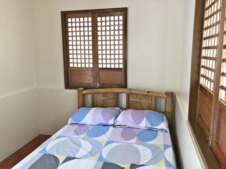 Hotel R & S Rest Place Resort