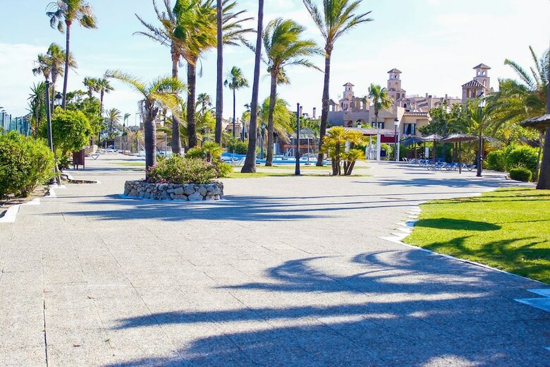 Aparthotel Bungalows Bahia Sur