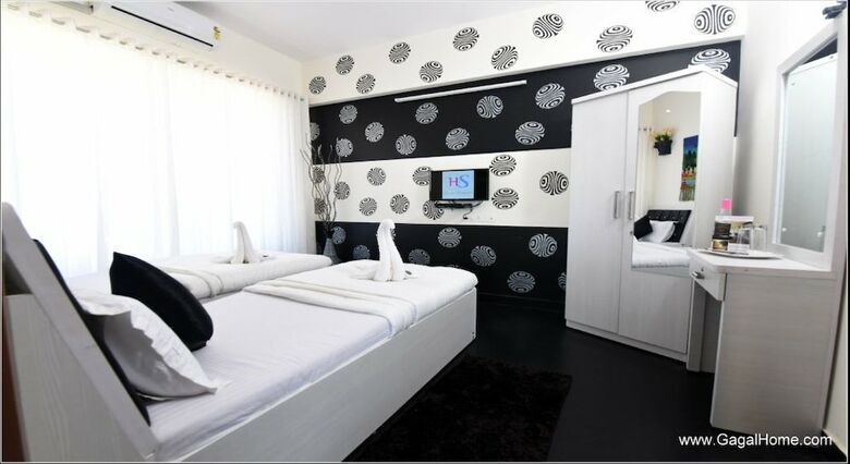 Aparthotel Gagal Home Business Suite