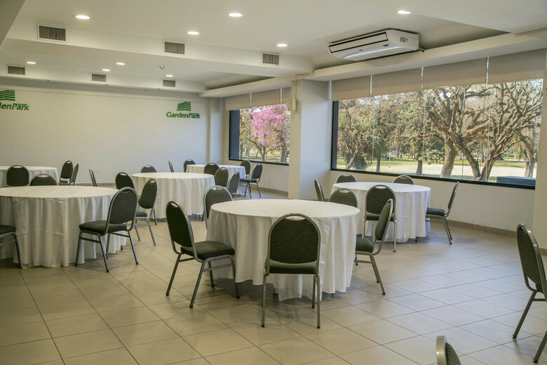 Garden Park Hotel