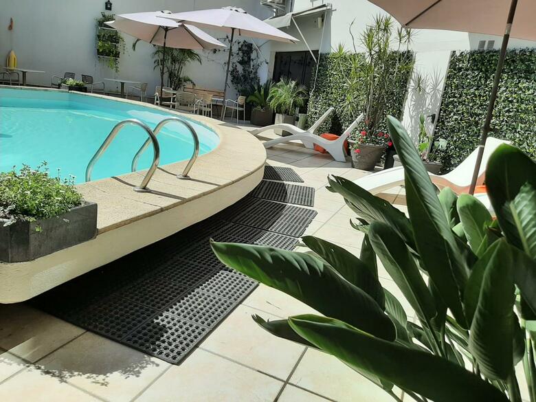Garden Park Hotel