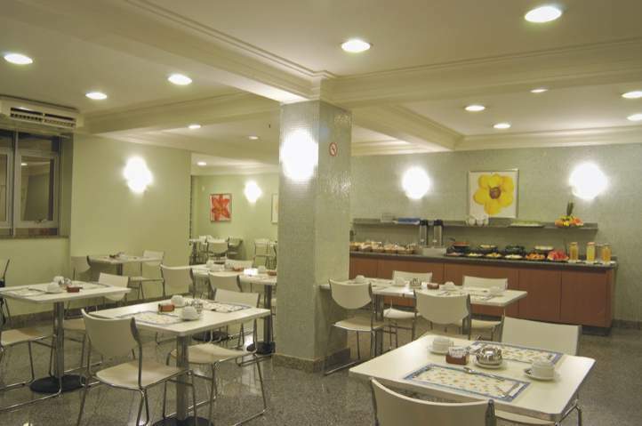 Hotel Plaza Inn San Conrado