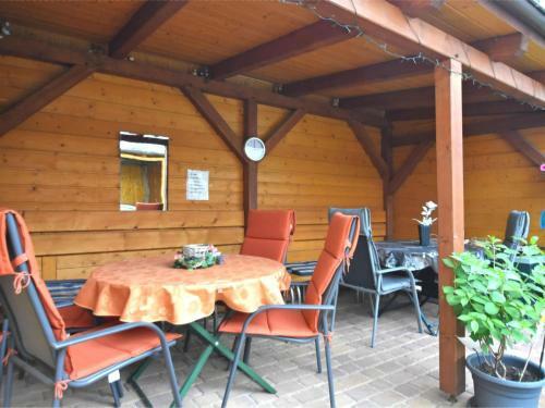 Gorgeous Apartment In Thale Near River And Forest