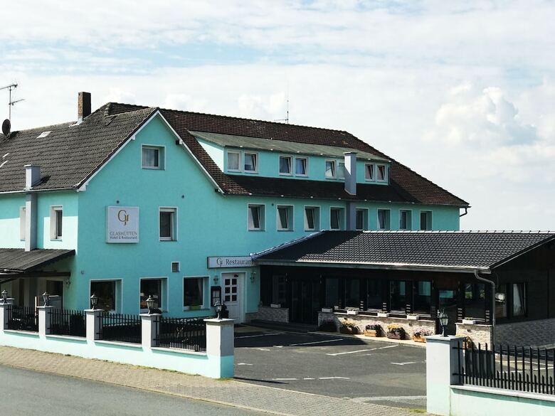 Glash�tten Hotel