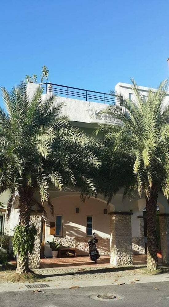 Apartamentos Whiteinn House