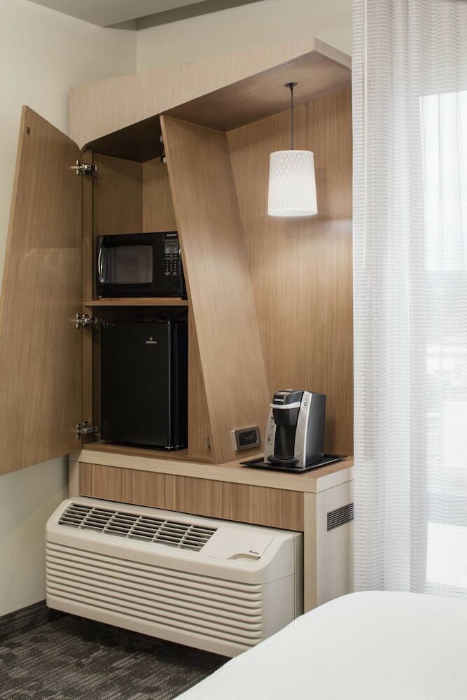 Hotel Courtyard By Marriott Prince George