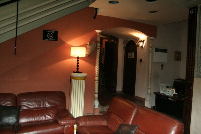 Hotel Ambassy H�tel