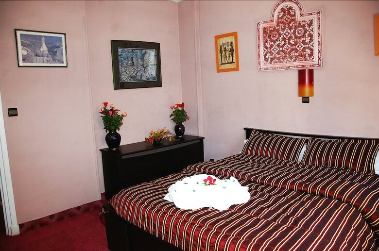 Hotel Ambassy H�tel