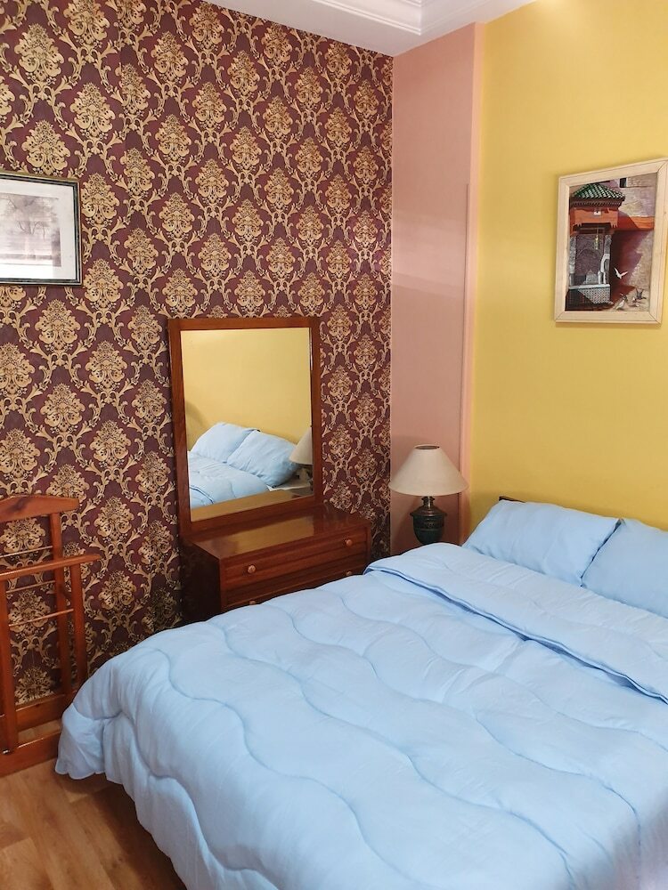 Hotel Ambassy H�tel