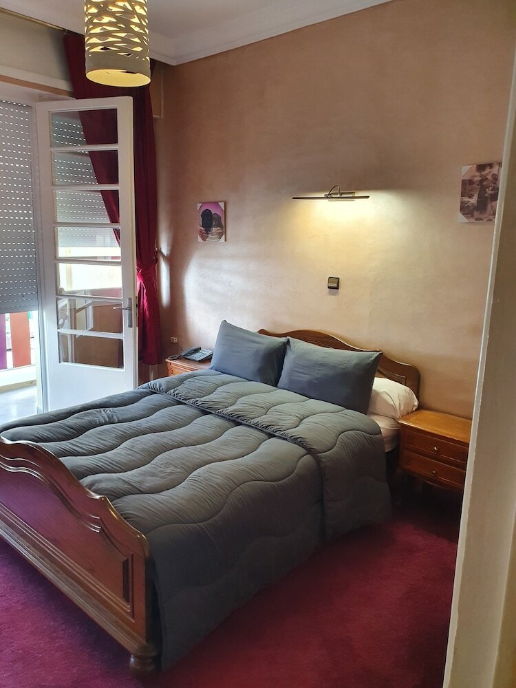 Hotel Ambassy H�tel