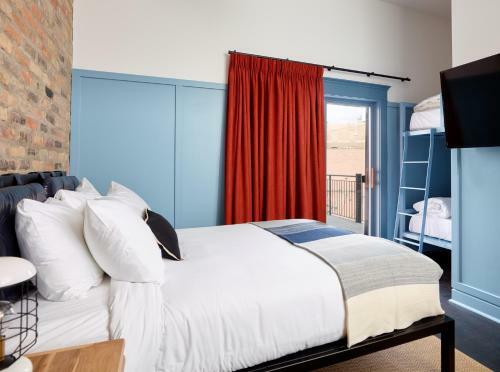 The Wheelhouse Hotel