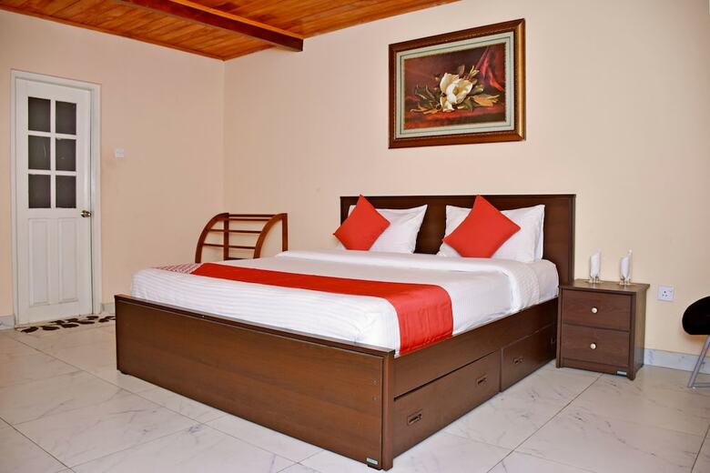 Oyo 331 Maha Royal Hotel