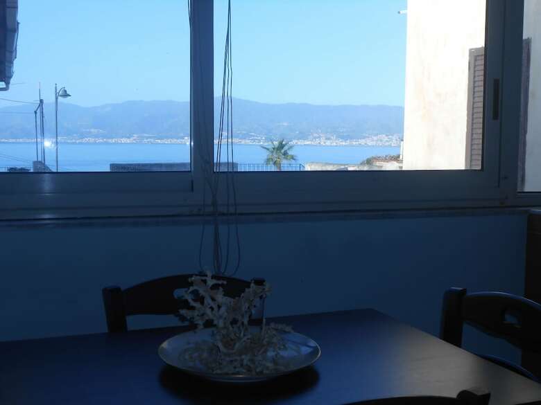 Apartment On The Strait Of Messina
