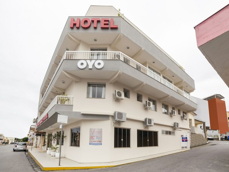 Oyo Videiras Palace Hotel