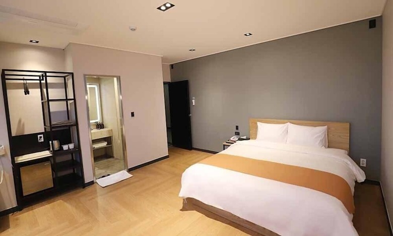 Dongducheon Hotel The Gray