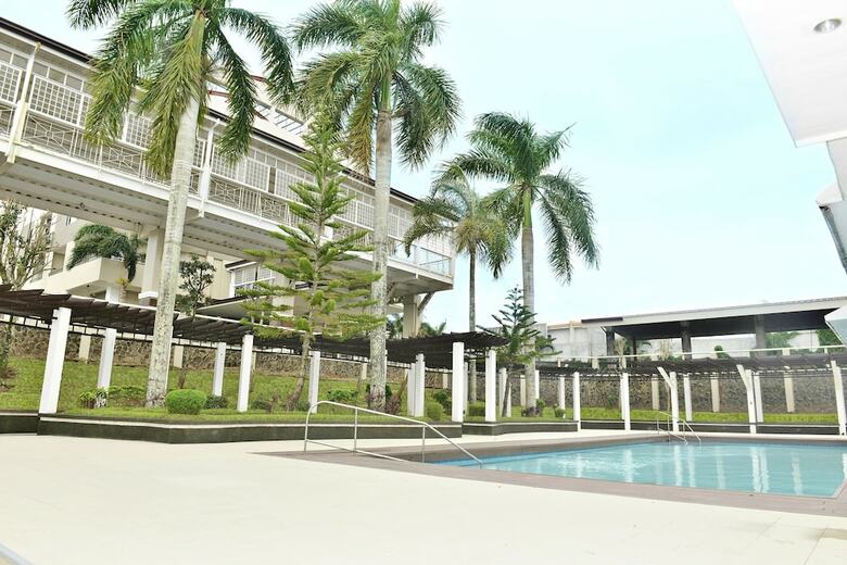 Whitewoods Convention & Leisure Hotel