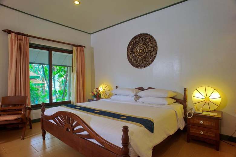 Hotel The Bay Samui