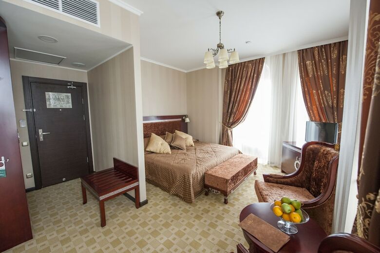 Sevan Plaza Hotel
