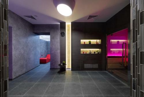 Bank Hotel