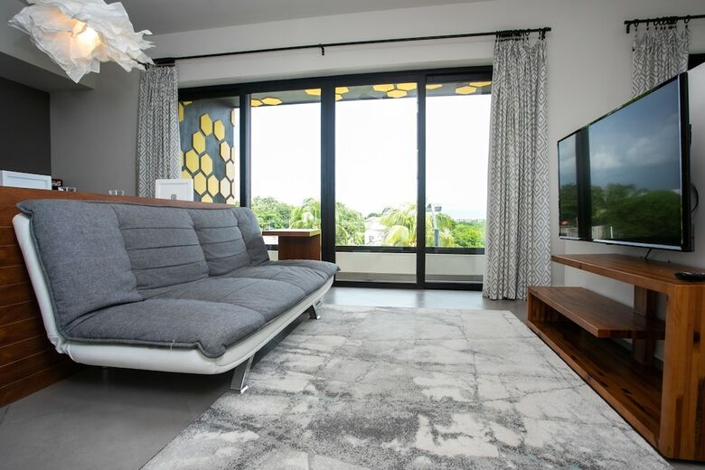 Aparthotel Honey B Suites