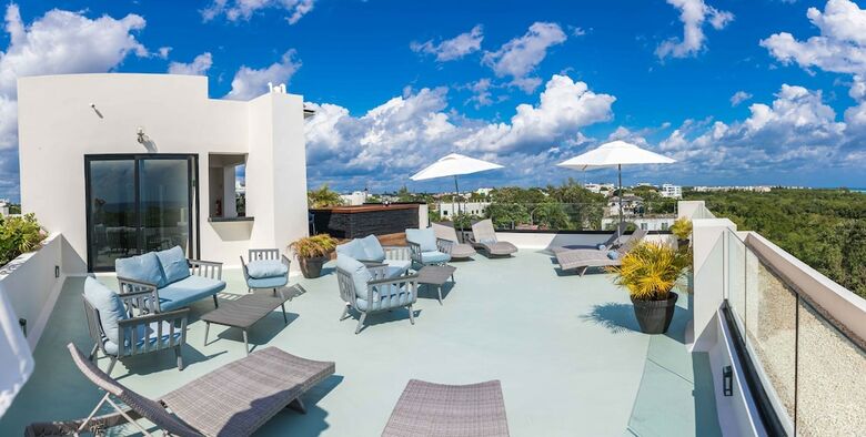 Aparthotel Honey B Suites