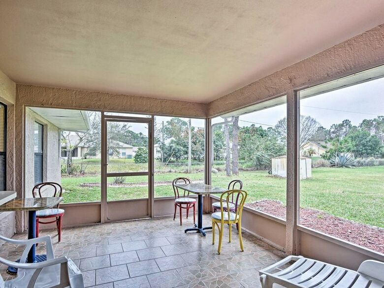 Avis House