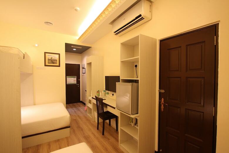 Hotel Shamrock Guest House II