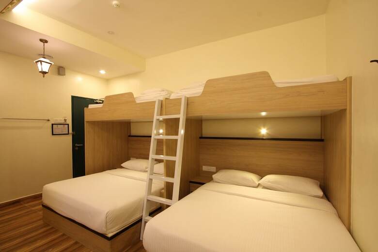 Hotel Shamrock Guest House II