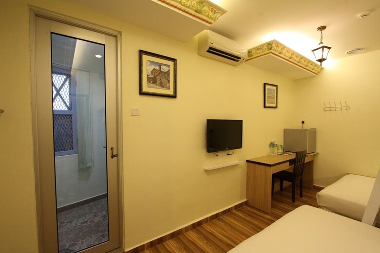 Hotel Shamrock Guest House II