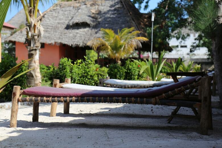 Bed & Breakfast Kigwedeni Villas