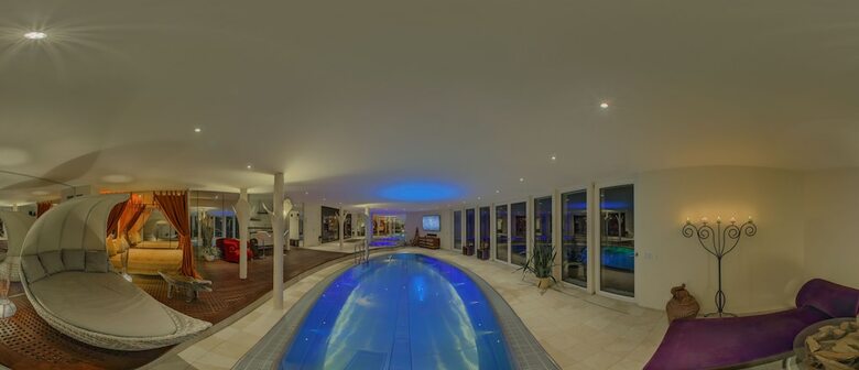 Suites & Spa Hotel