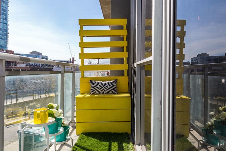 Quickstay - Sunlit Luxury Loft On King West