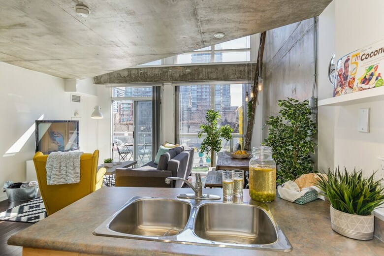 Quickstay - Sunlit Luxury Loft On King West
