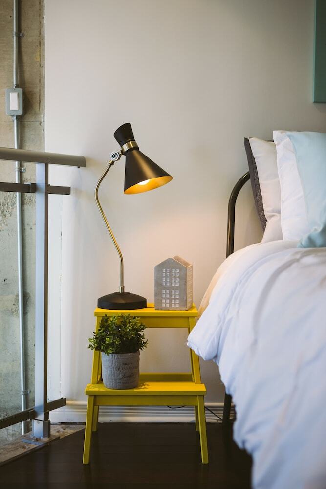 Quickstay - Sunlit Luxury Loft On King West