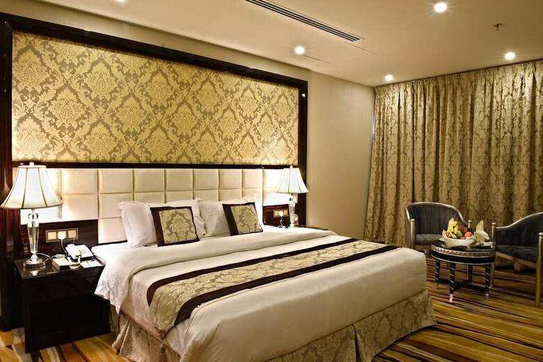 Garden Plaza Hotel