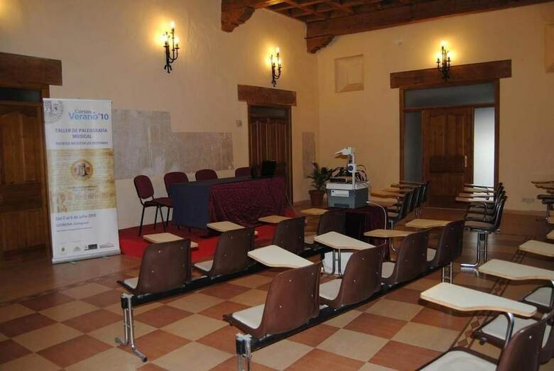 Hostal Hospeder�a Albergue Ntra Sra de Magall�n