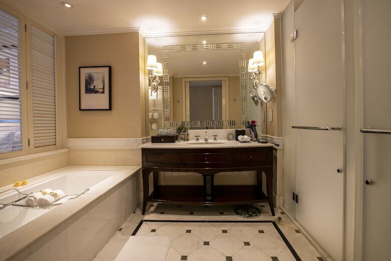 Hotel Hangzhou Rose Garden Resort & Spa