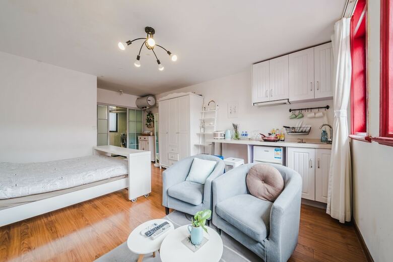 Cozy Apartment Best Location 302