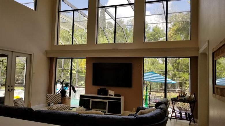 Mansion Getaway - Sleeps 24