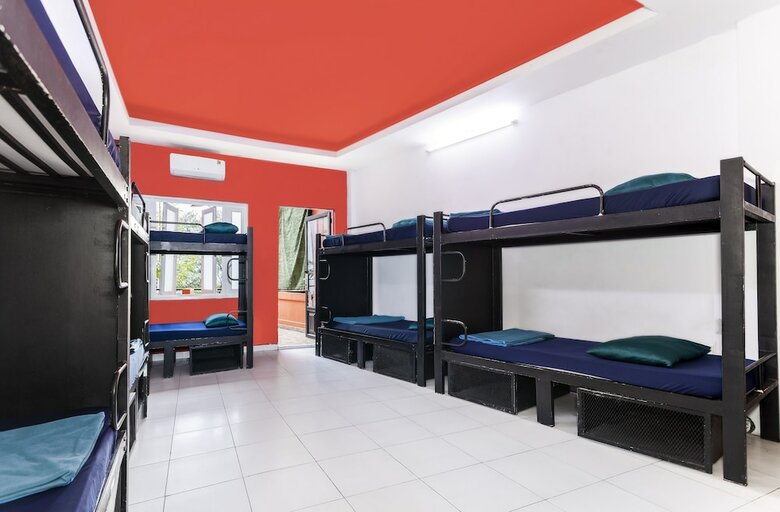 Hostal Hangout Hostel Hcm