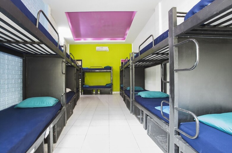 Hostal Hangout Hostel Hcm