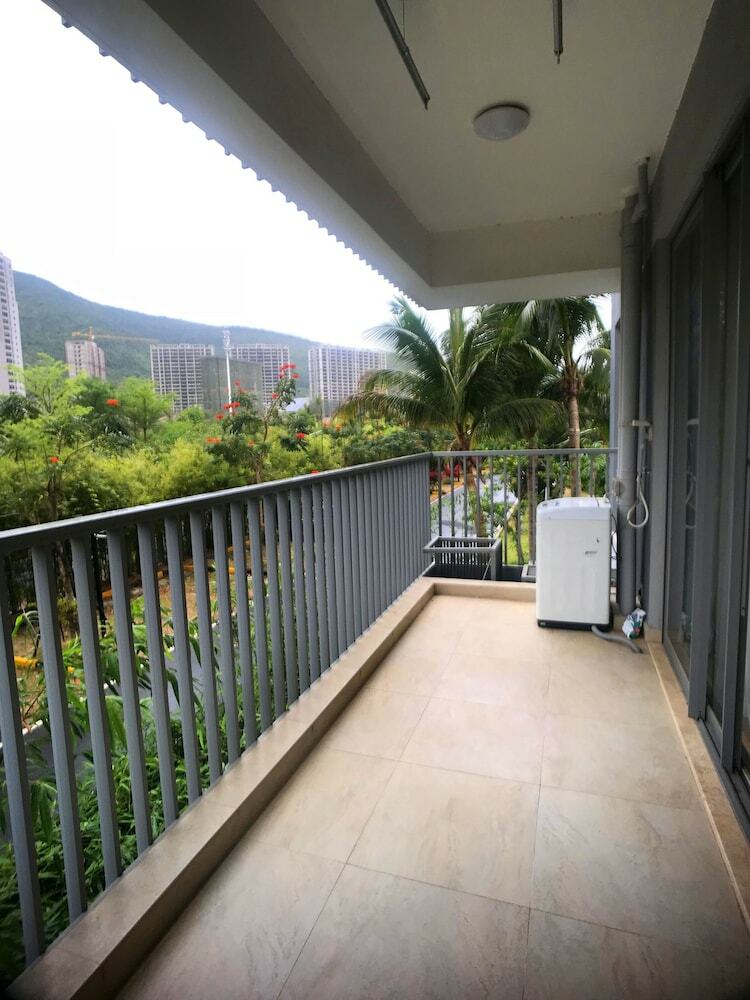 Sanya Linglong Lulushun Hotel