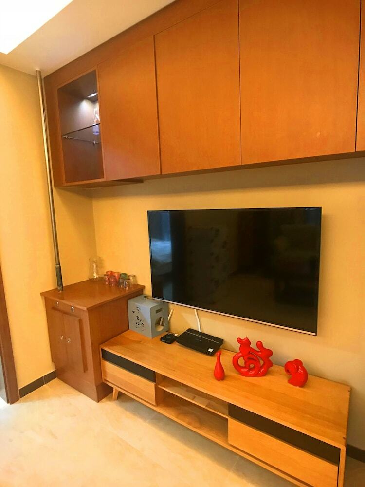 Sanya Linglong Lulushun Hotel