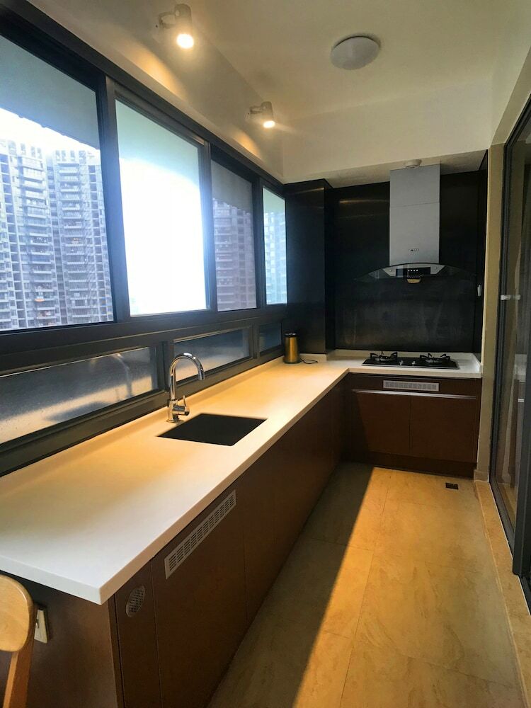 Sanya Linglong Lulushun Hotel