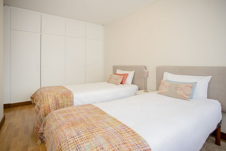 Liiiving In Matosinhos- Seaside Delight Apartment