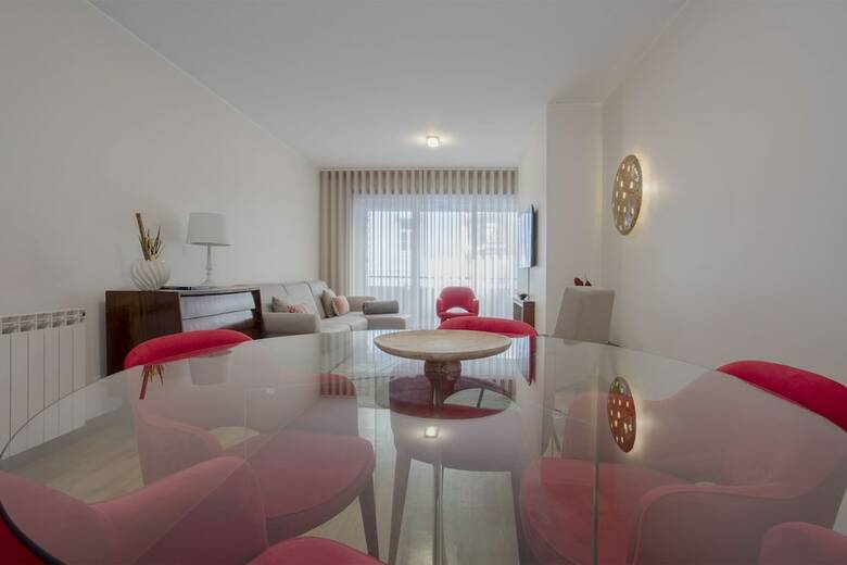 Liiiving In Matosinhos- Seaside Delight Apartment