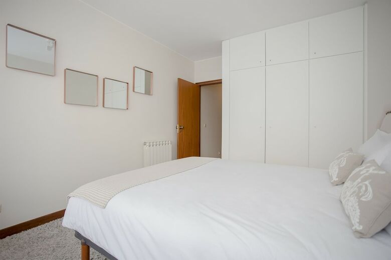 Liiiving In Matosinhos- Seaside Delight Apartment
